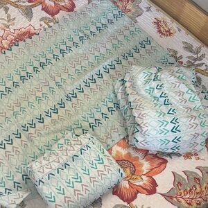 Chevron Pattern Bedding Set